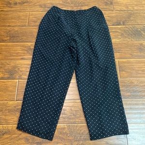 Leslie Fay high waisted black and white pleated print pant size 18